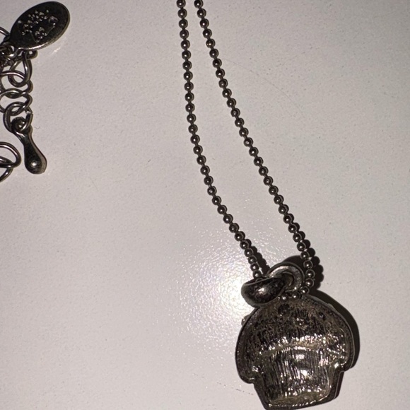 Cookie Lee Cupcake Necklace - Picture 2 of 3